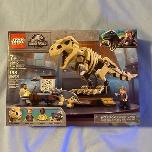 Lego Jurassic World set